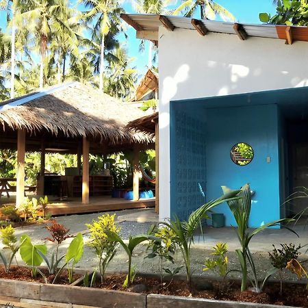 Three Little Birds Surf Hostel General Luna  Luaran gambar